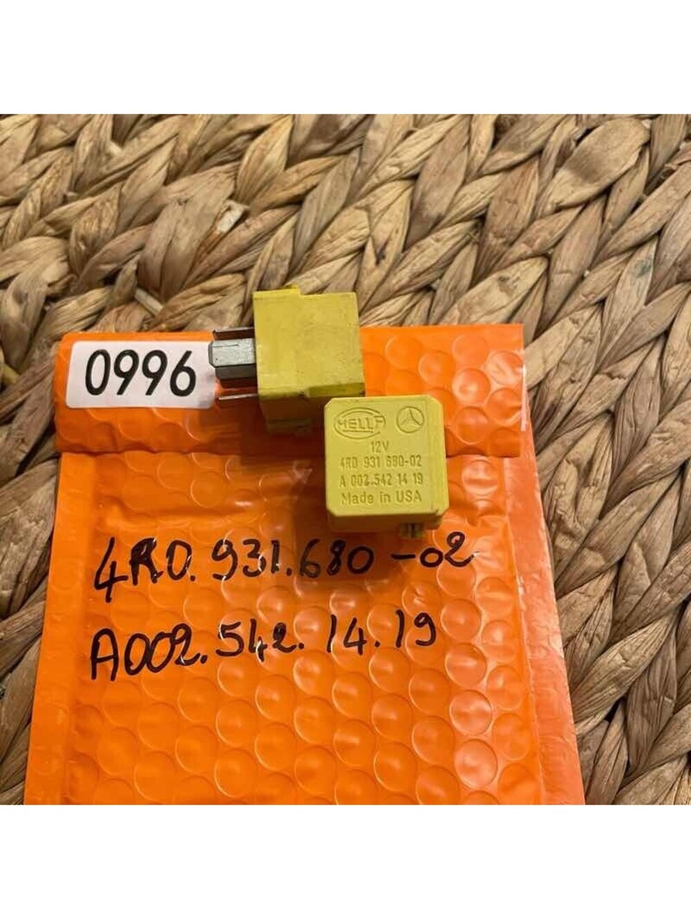 ✅Hella 12V 4-Pin Multi-Purpose Automotive Relay for Mercedes-Benz #️⃣0996